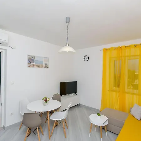Marina Apartment